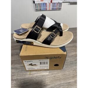 Gravity Defyer Sandals Womens 8 Yontal gdefy Black Strappy Leather Toe Loop